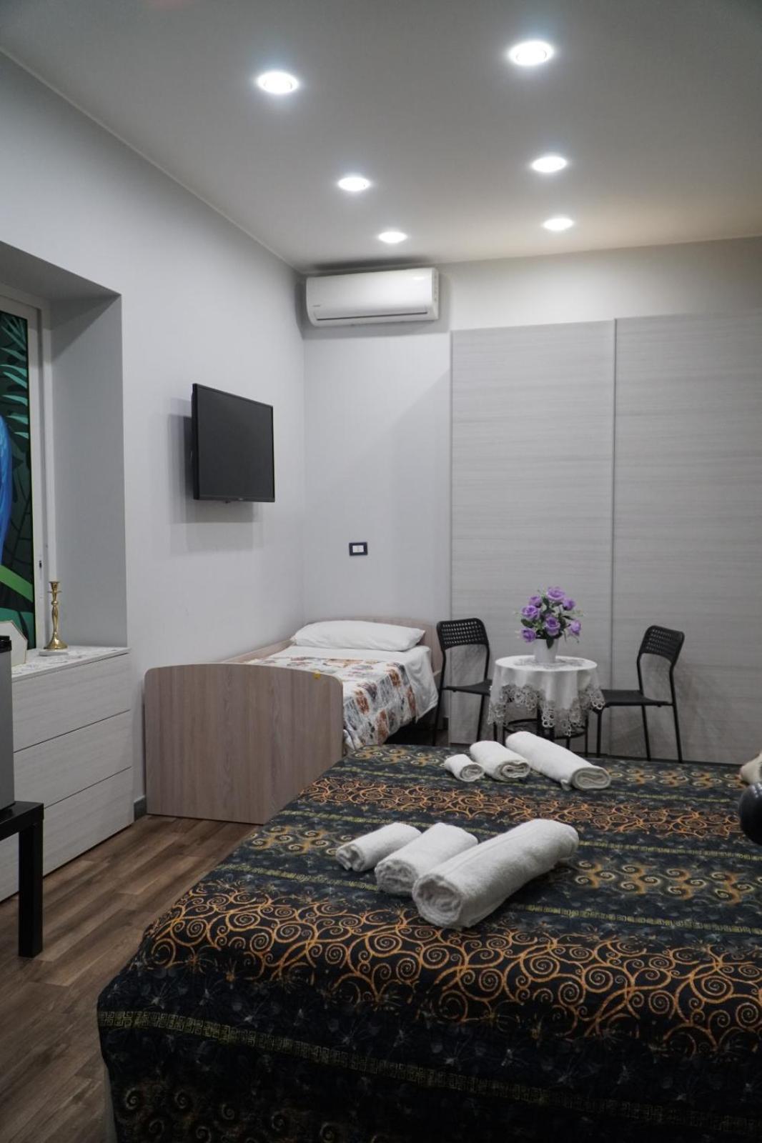 B&B Porta Garibaldi カターニア 部屋 写真
